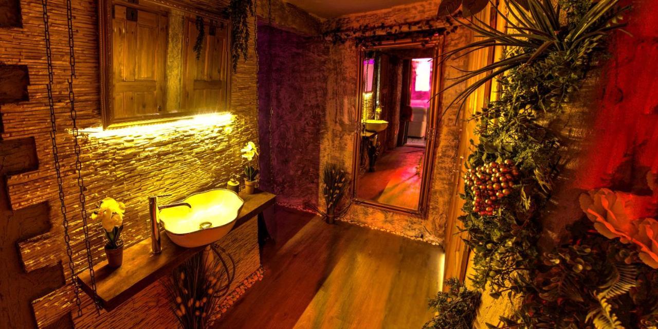 Afrodita Wellness Apartman Praag Buitenkant foto
